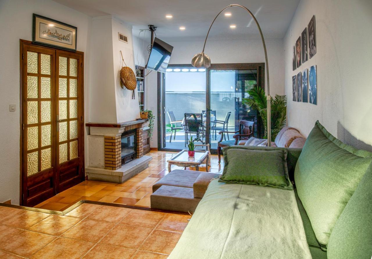 House Apartment Ля Эскала Экстерьер фото