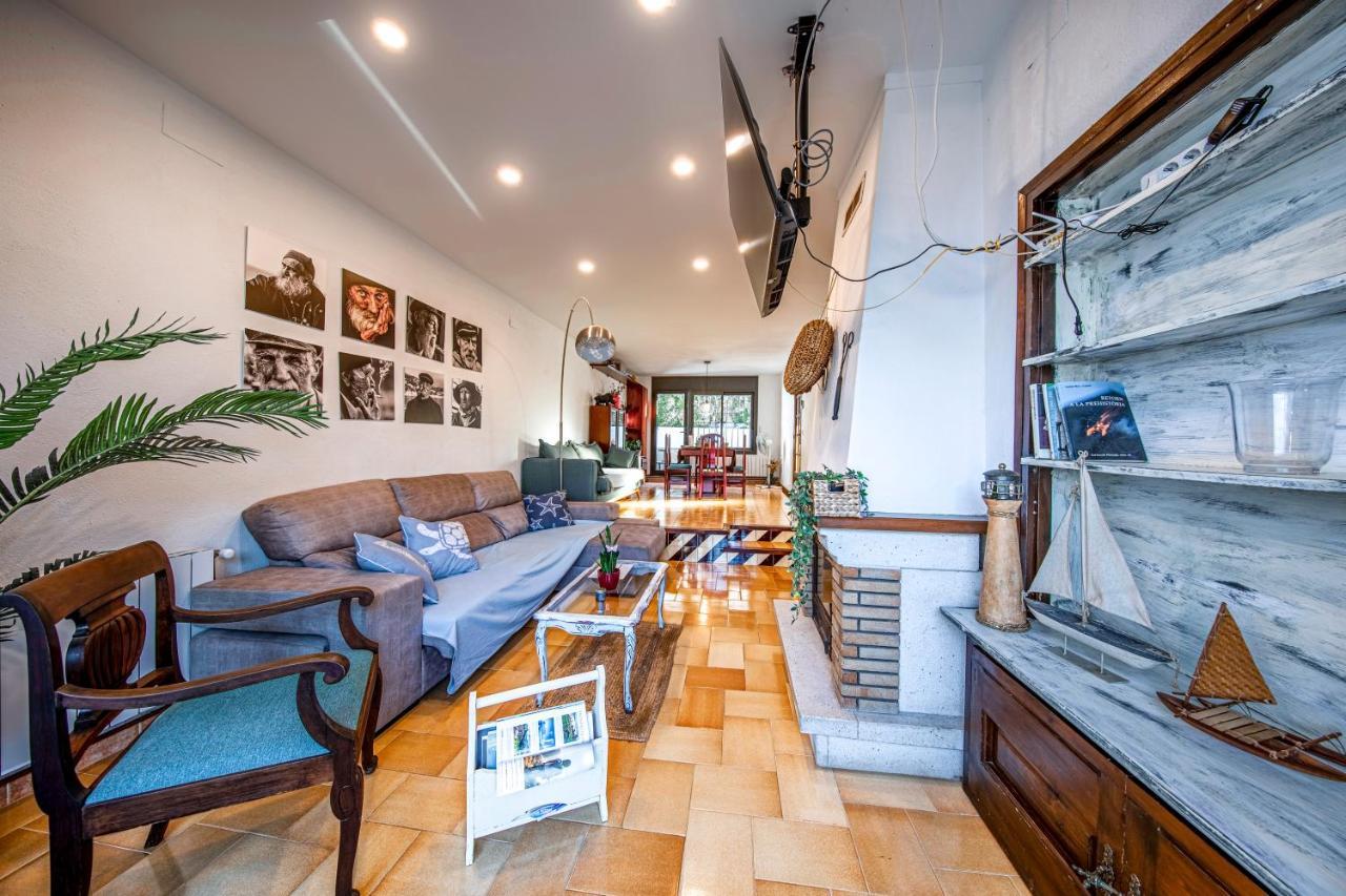 House Apartment Ля Эскала Экстерьер фото