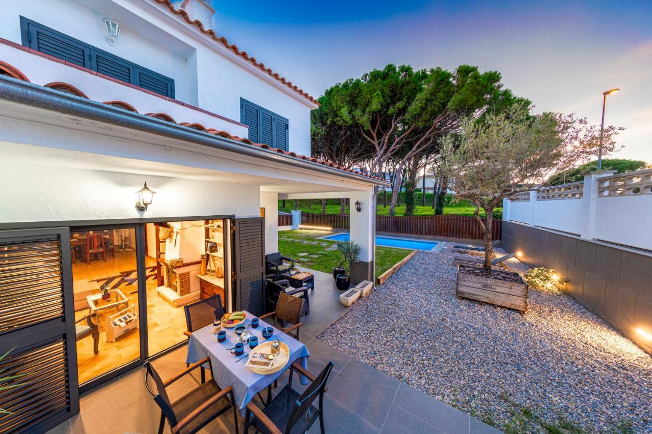 House Apartment Ля Эскала Экстерьер фото